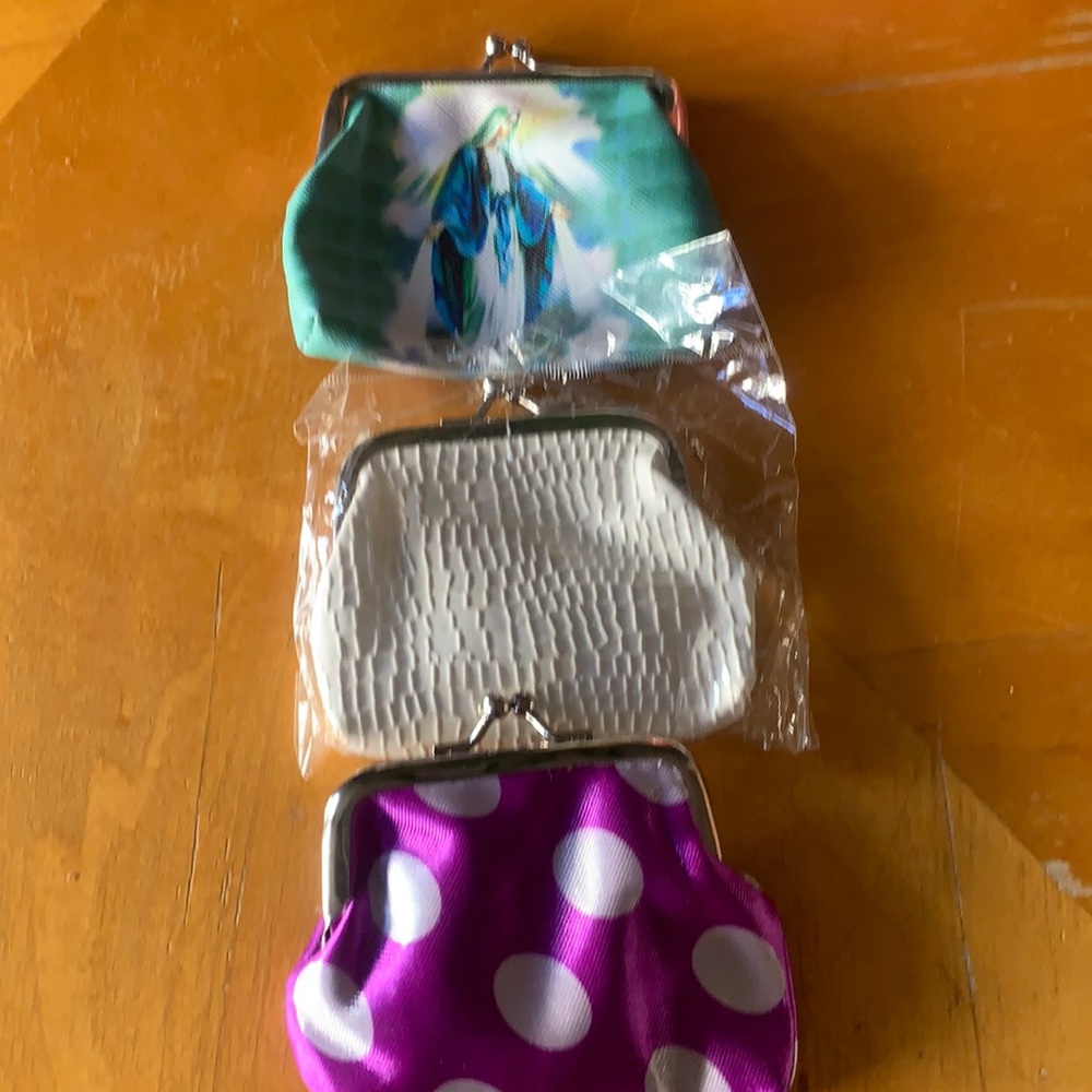 Coin purses many kinds snaps shut nwot